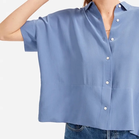 Everlane The Clean Silk Short-Sleeve Square Shirt - Picture 2 of 10
